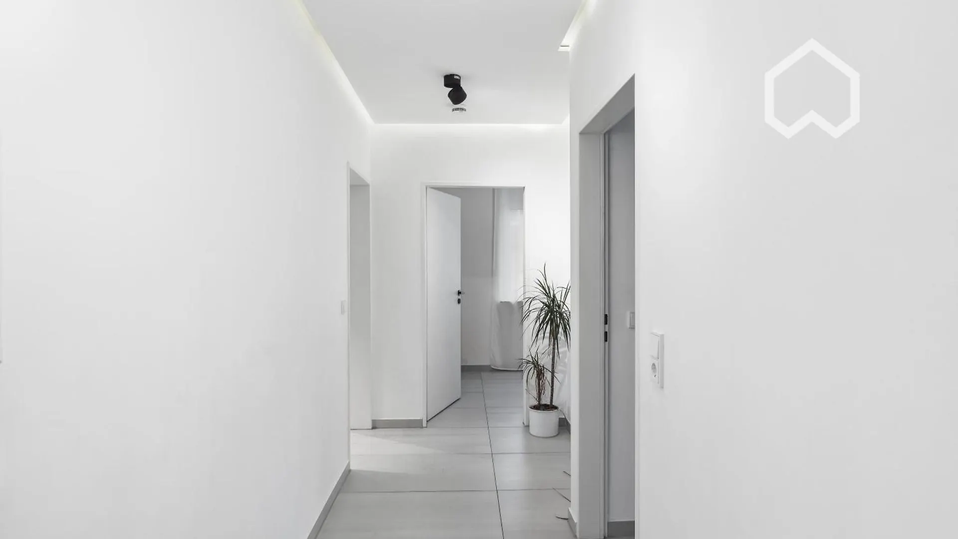 Dayyounglife Mit Terrasse Grill Parkplatz Núremberg 0*,